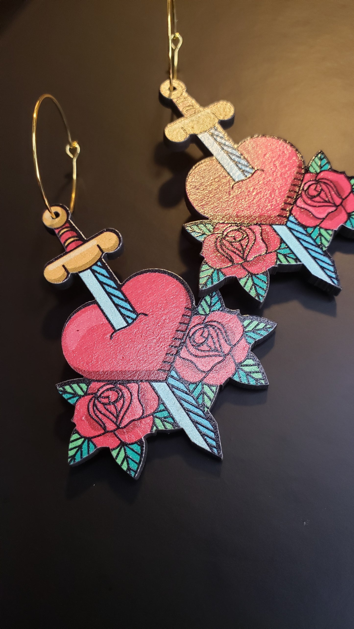 El Corazón Wood Heart Shaped Earrings