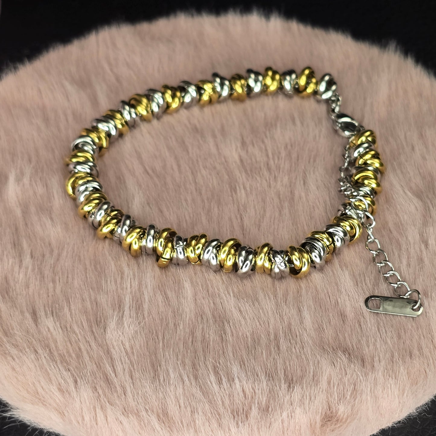 Minimalist Elegant Bead Bracelet