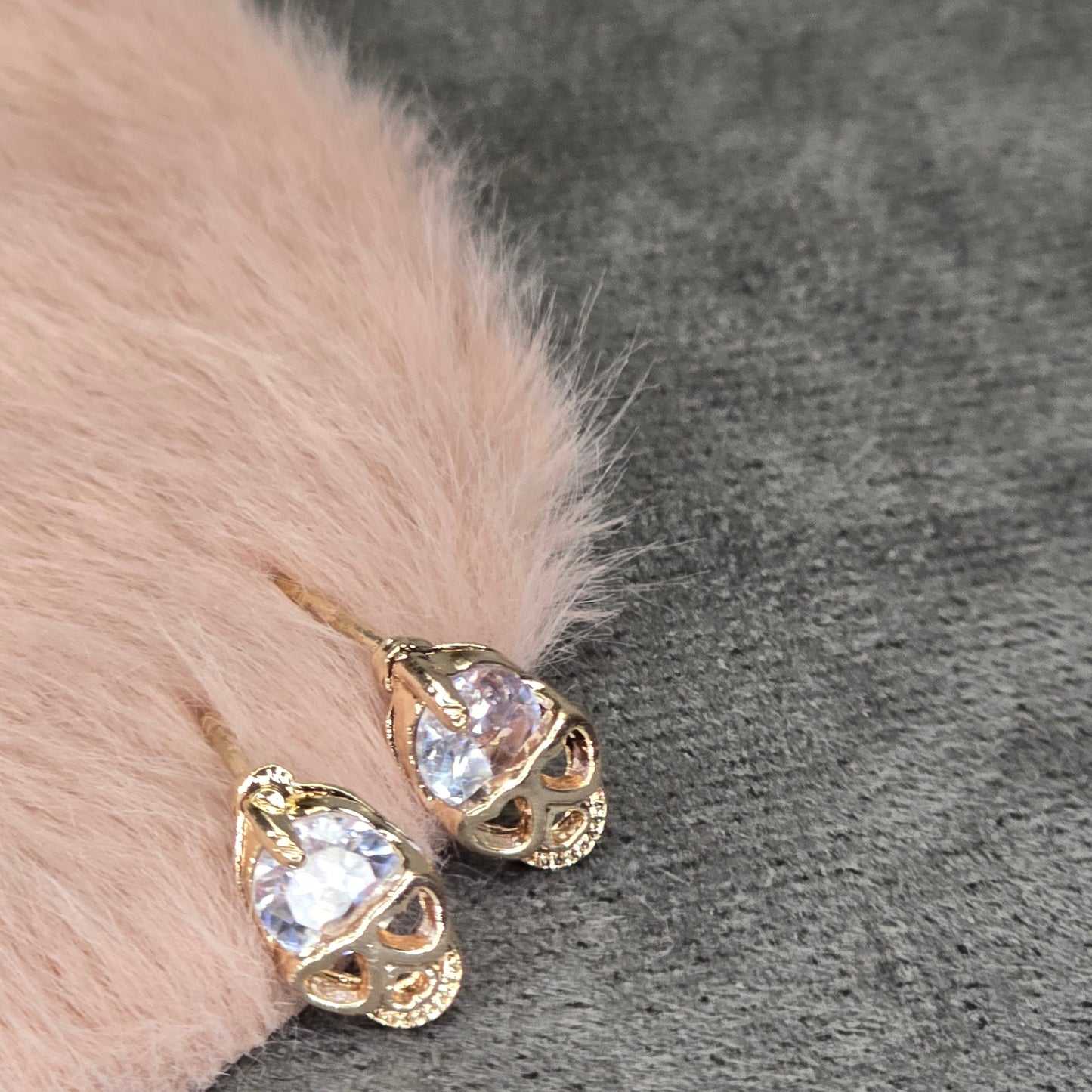 Rhinestone Skull Stud Earrings