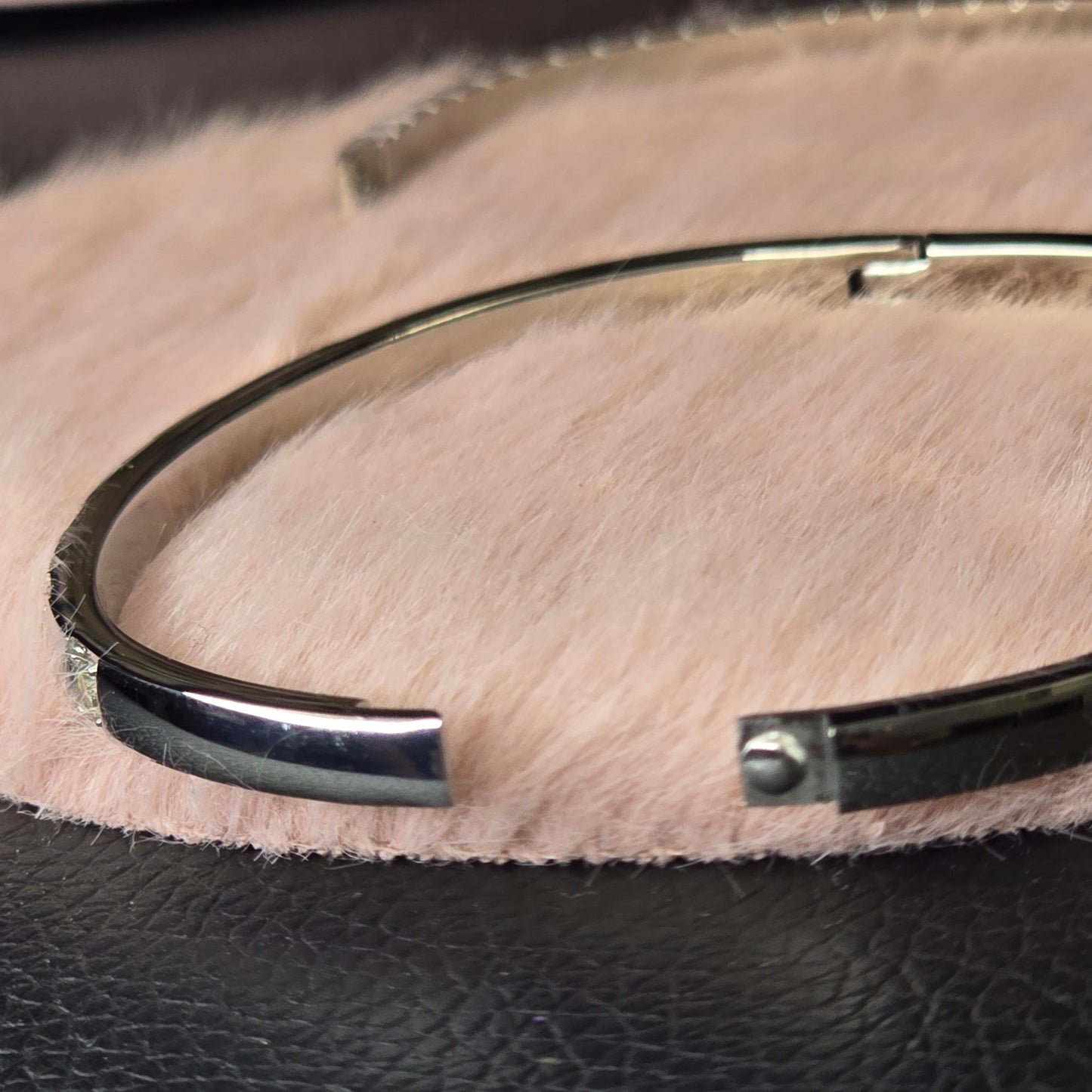 Stainless Steel Silver Pattern and Rhinestone Bangle Set