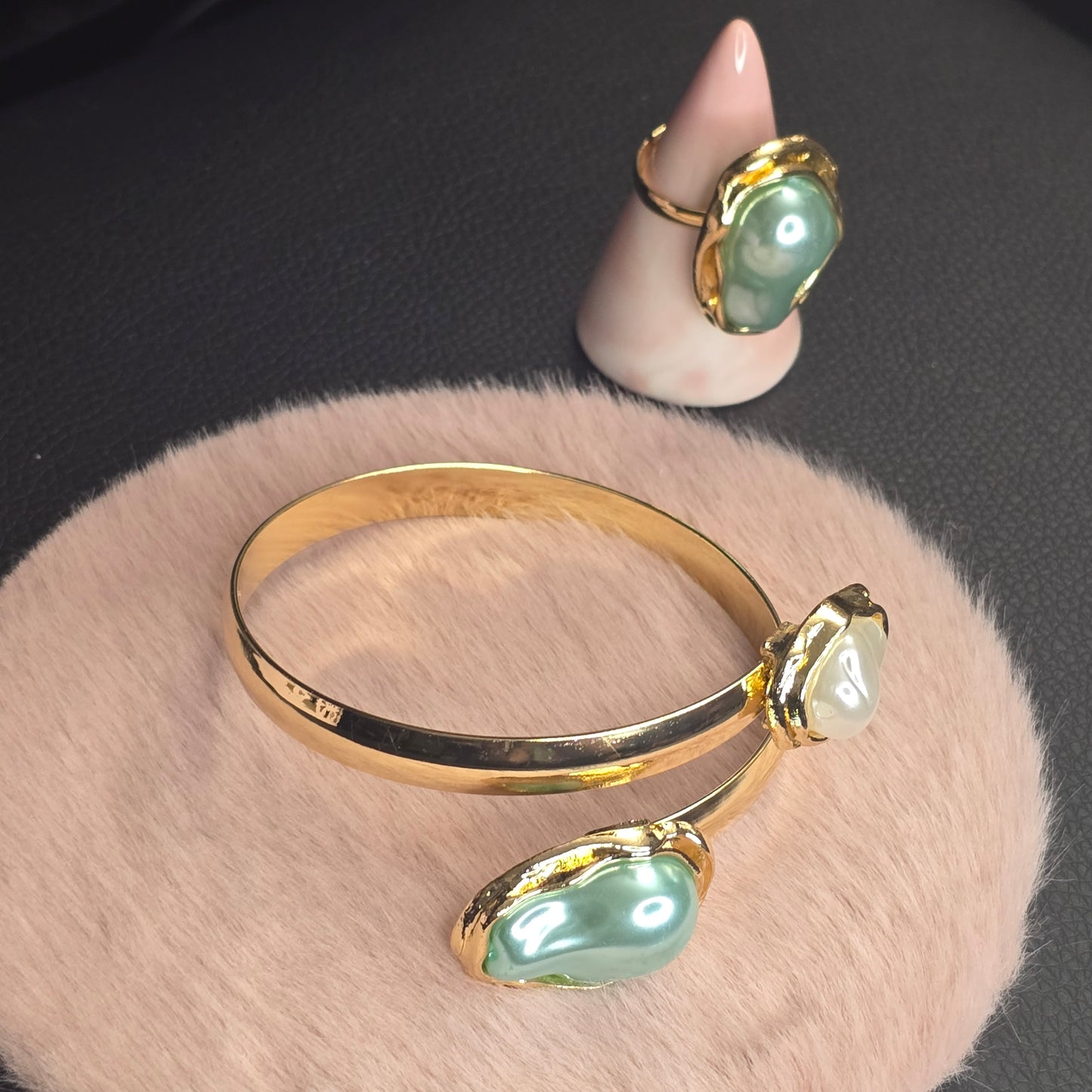 Asymmetric Teardrop Rhinestone Bracelet with Open Ring, Jewelry Set