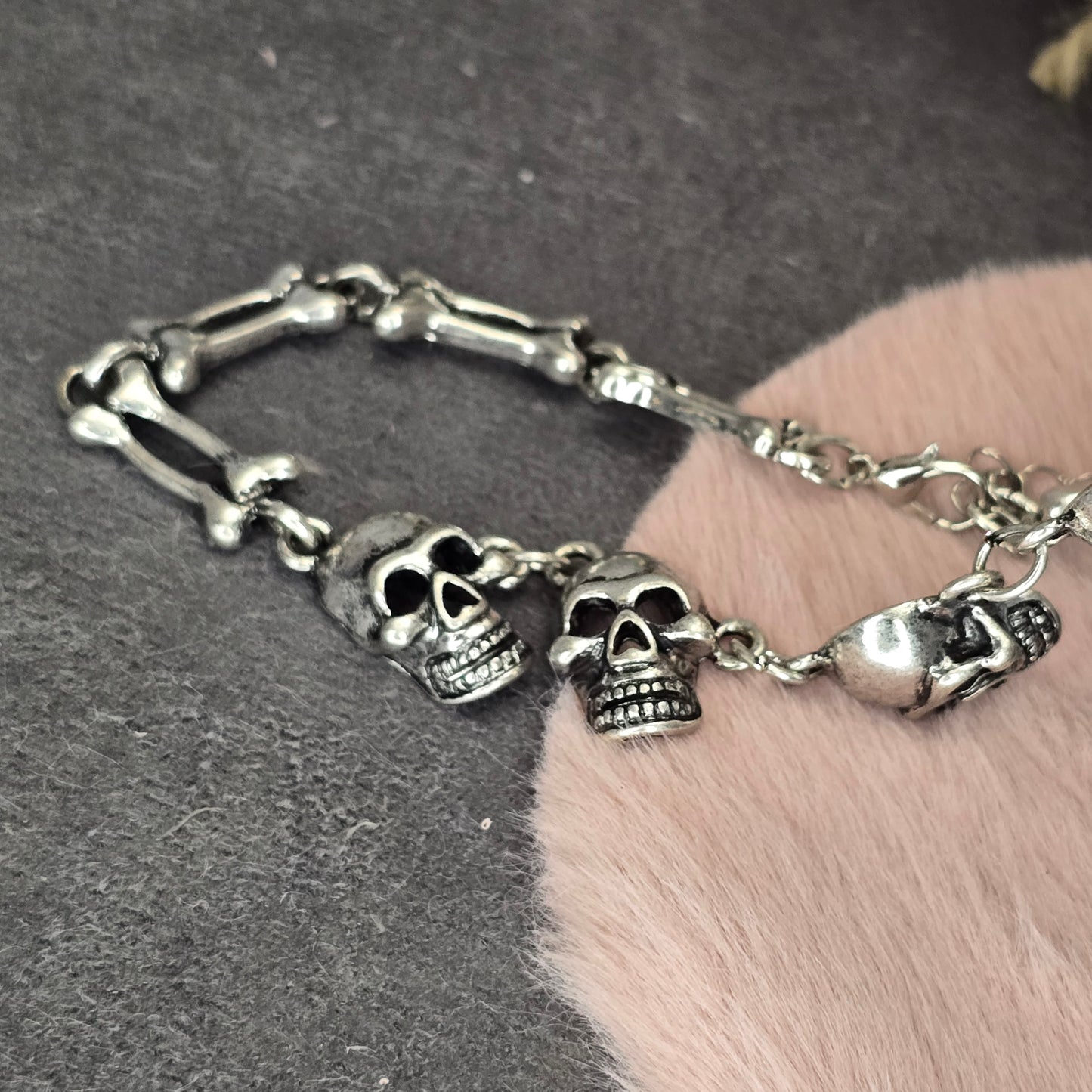 Skull Choker