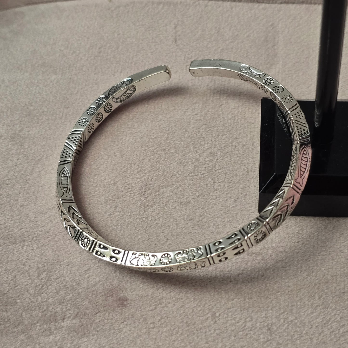 Heritage Möbius Stainless Steel Bracelet