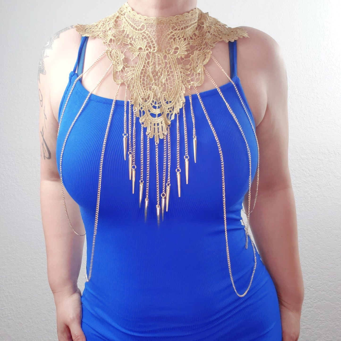 Elegant Gold Lace Chest Body Chain