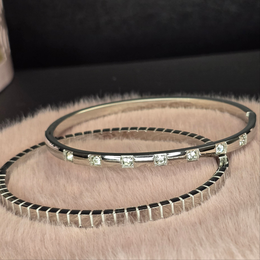 Stainless Steel Silver Pattern and Rhinestone Bangle Set