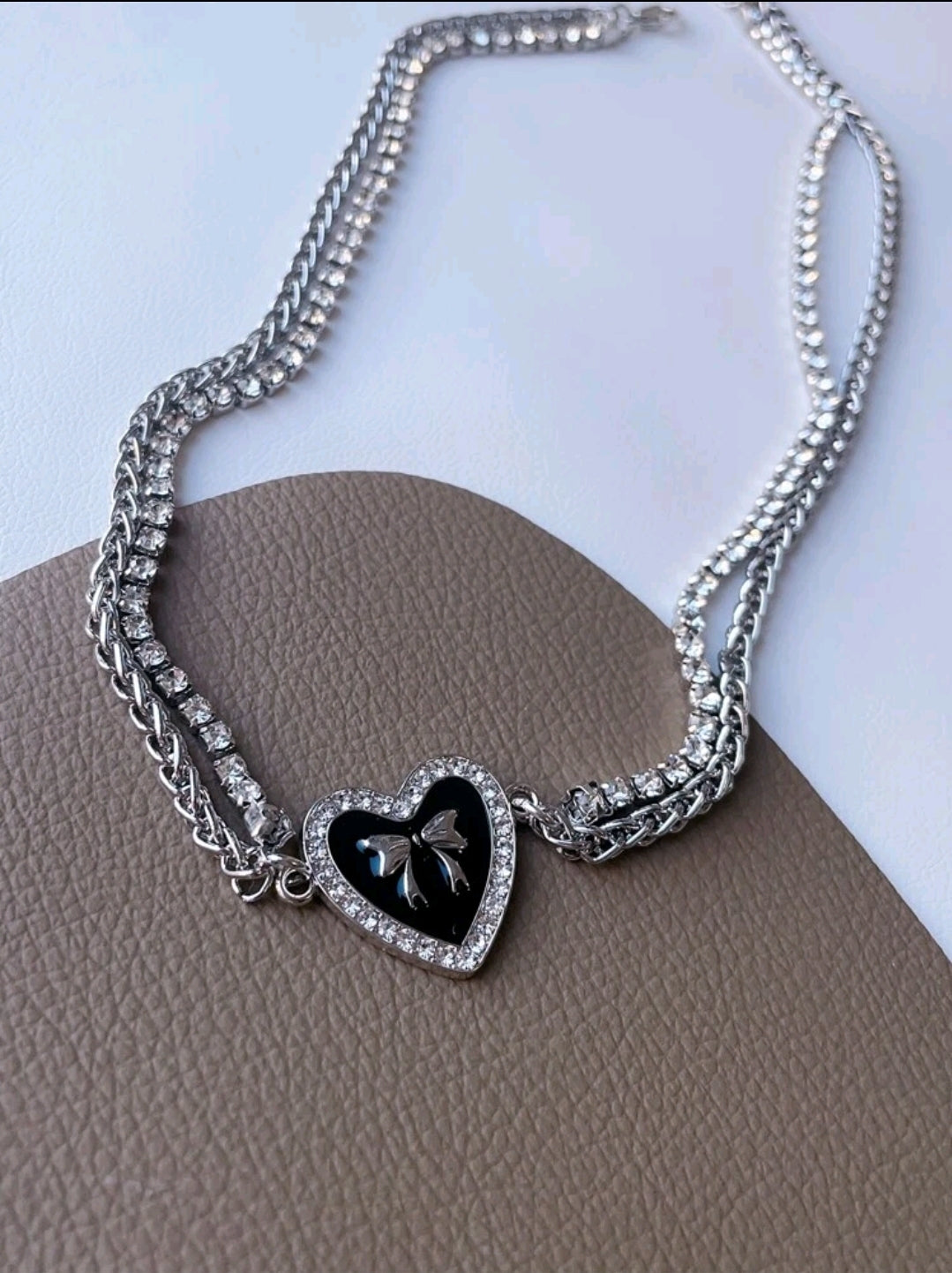 Rhinestone Heart Pendant Choker with Bow Accent