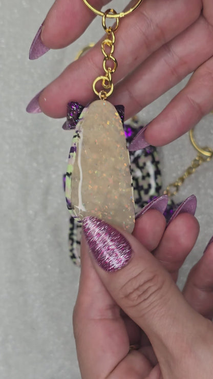 Curvy Square pattern keychain