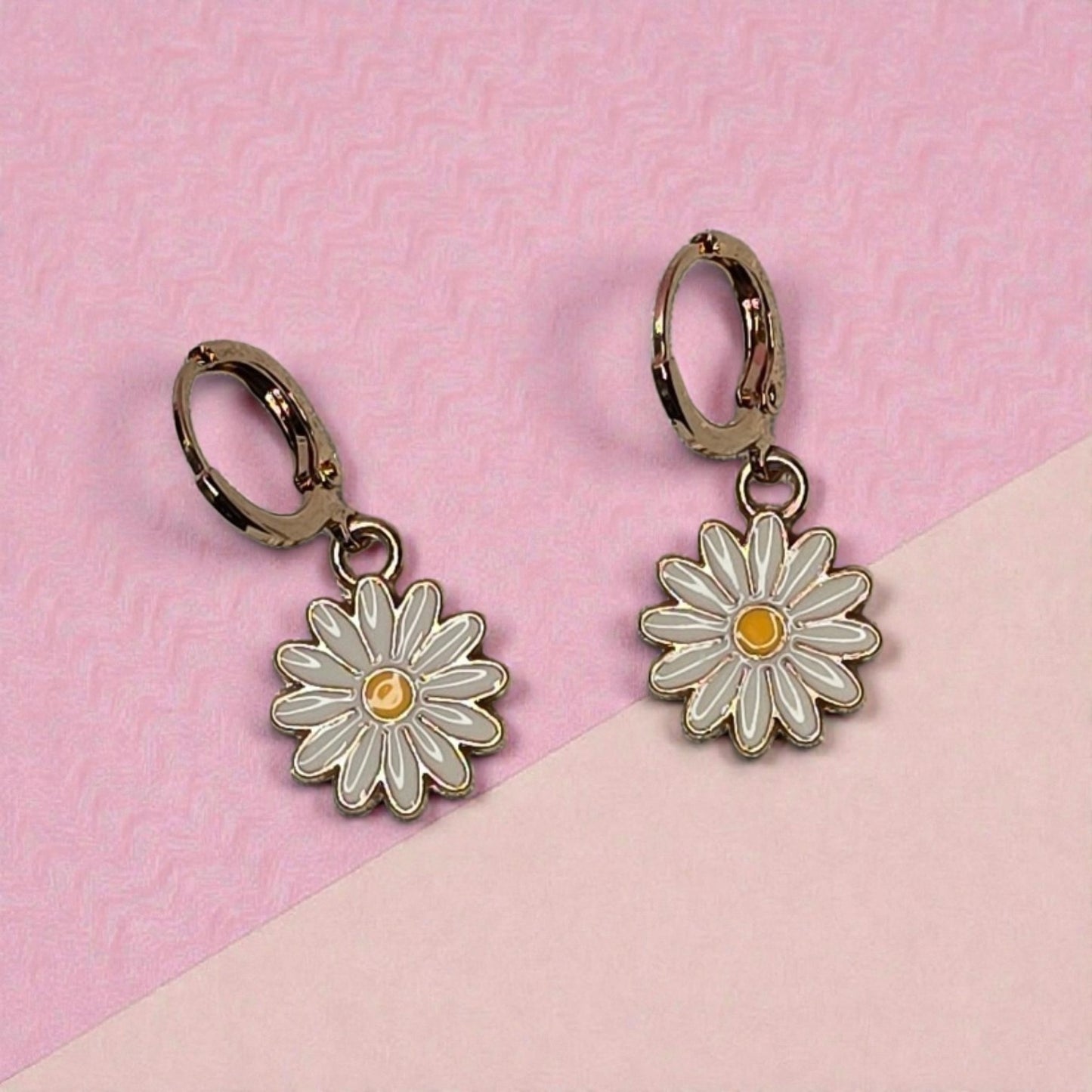 Daisy Dangles