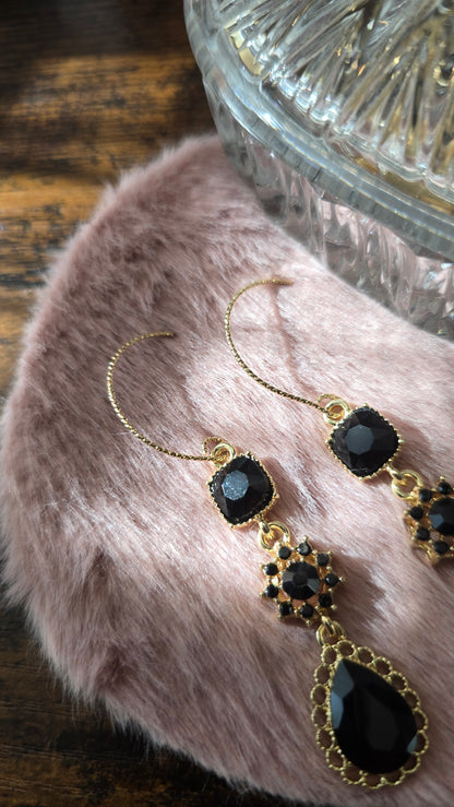Black Sophie Dangle Earrings